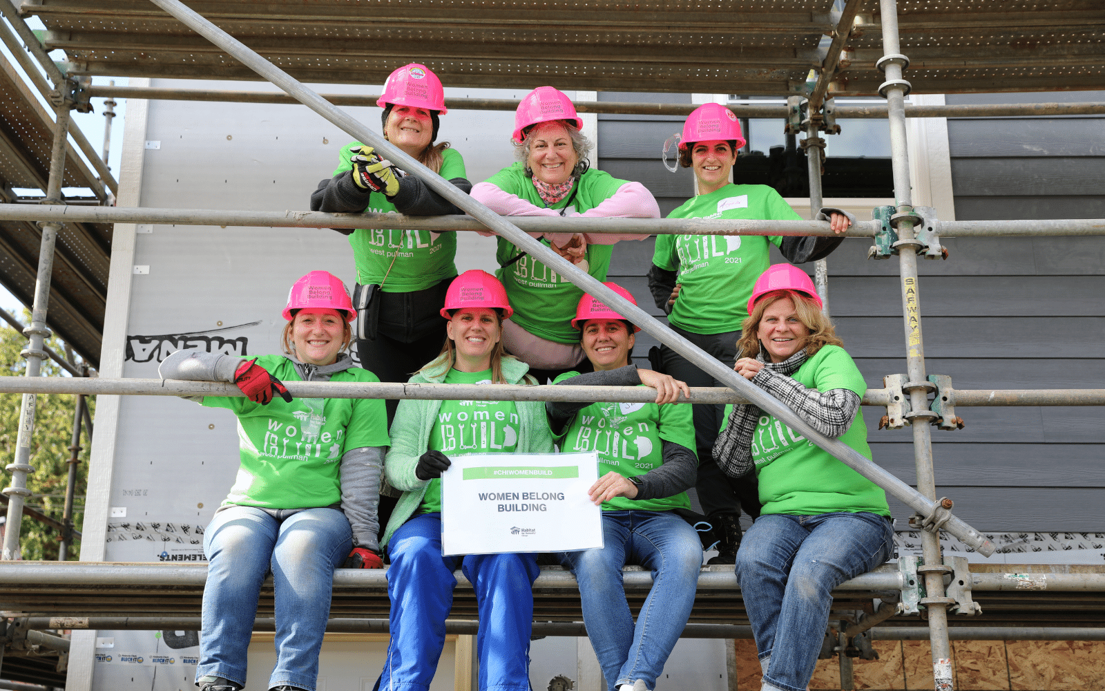 EXCEPTIONAL WOMEN BUILDERS Habitat for Humanity Chicago
